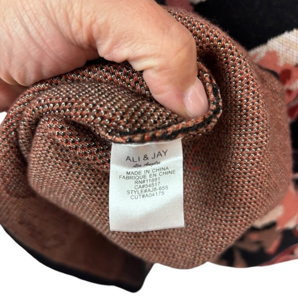 Ali & Jay floral print long sleeve thick knit sweater dress with mock neck Sz M - Picture 9 of 11